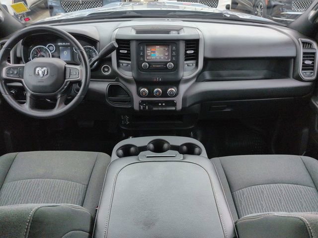 Used 2024 RAM 2500 Tradesman w/ Chrome Appearance Group AWD/4WD image 15