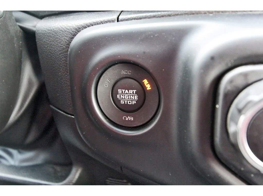 Used 2022 Jeep Wrangler Willys image 23