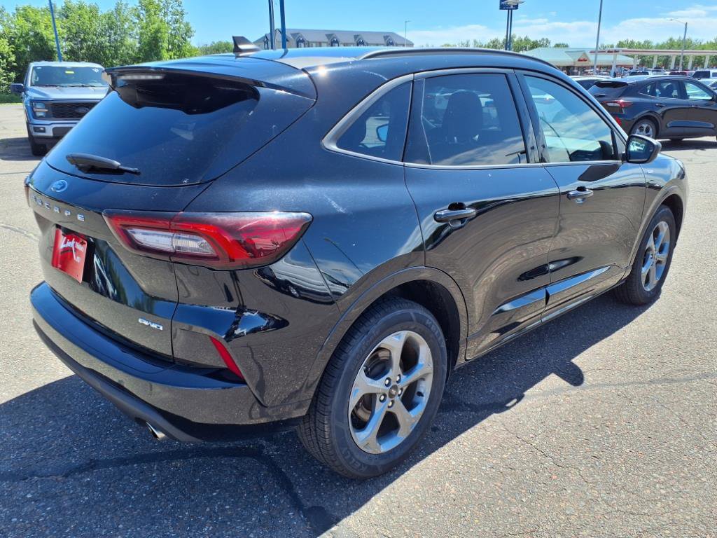 Certified 2023 Ford Escape ST-Line image 5