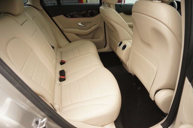Used 2022 Mercedes-Benz GLC 300 image 16