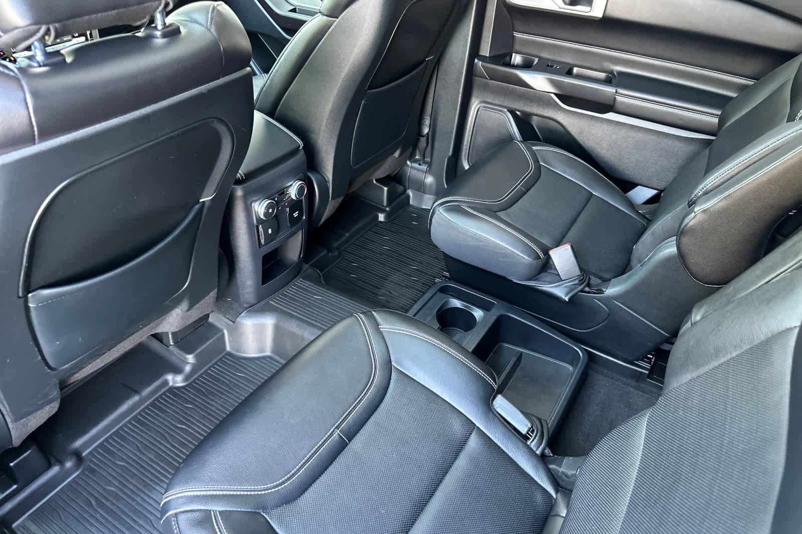 Certified 2020 Ford Explorer ST w/ ST Street Pack AWD/4WD image 4