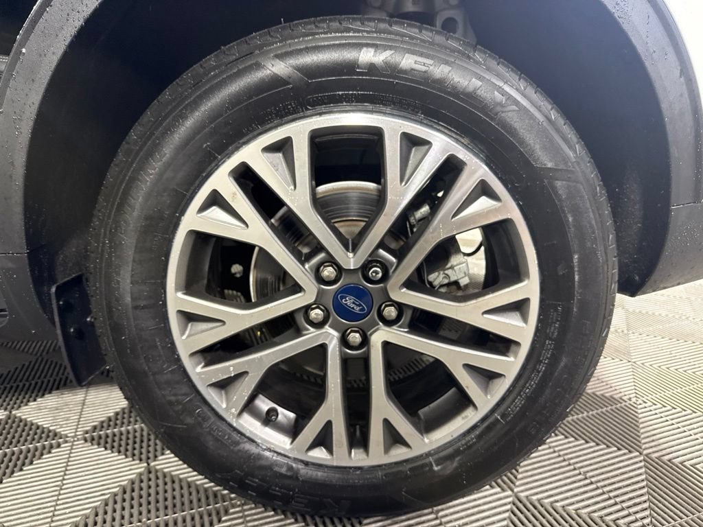 Certified 2022 Ford Escape SEL AWD/4WD image 12