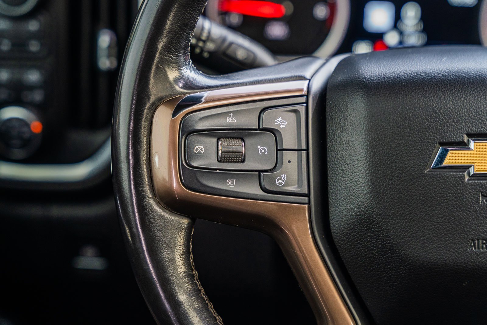 Used 2020 Chevrolet Silverado 3500 High Country w/ LPO, Dark Essentials Package image 27