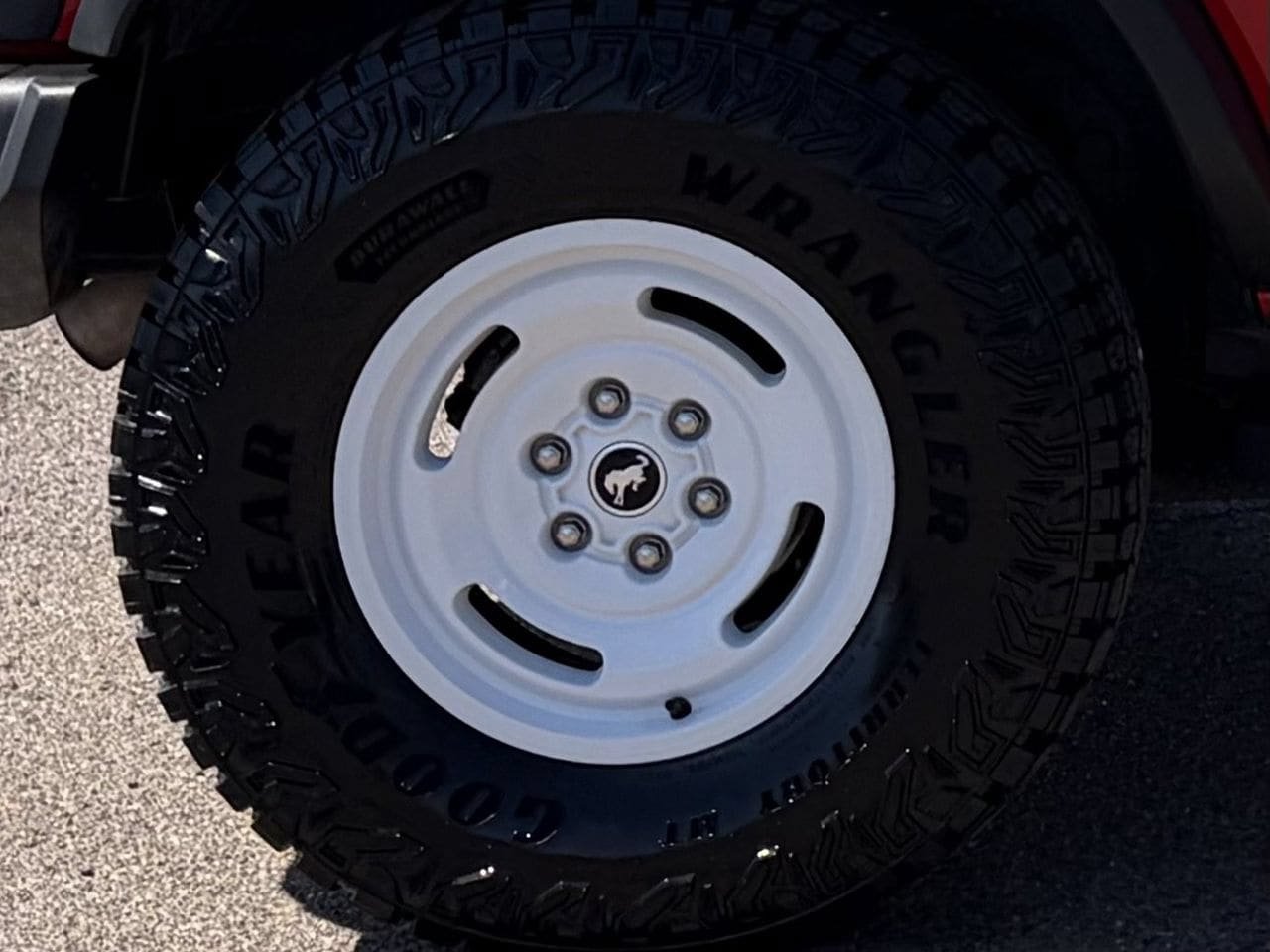 Certified 2023 Ford Bronco Heritage Edition AWD/4WD image 30