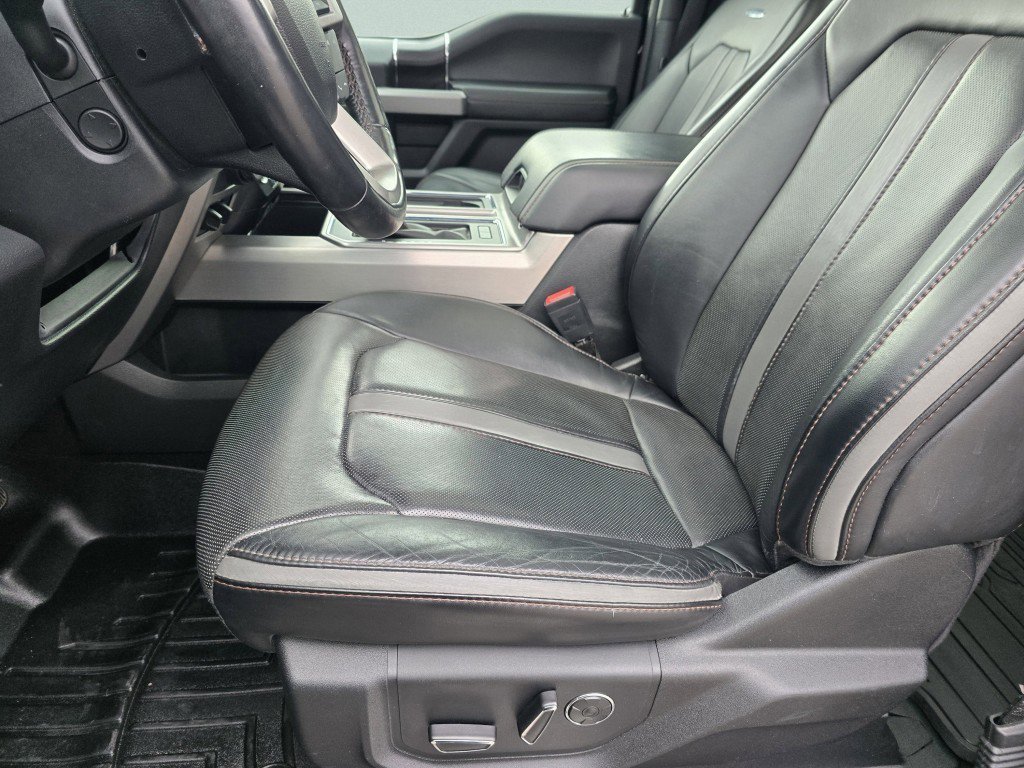 Certified 2018 Ford F150 Platinum w/ Technology Package image 39