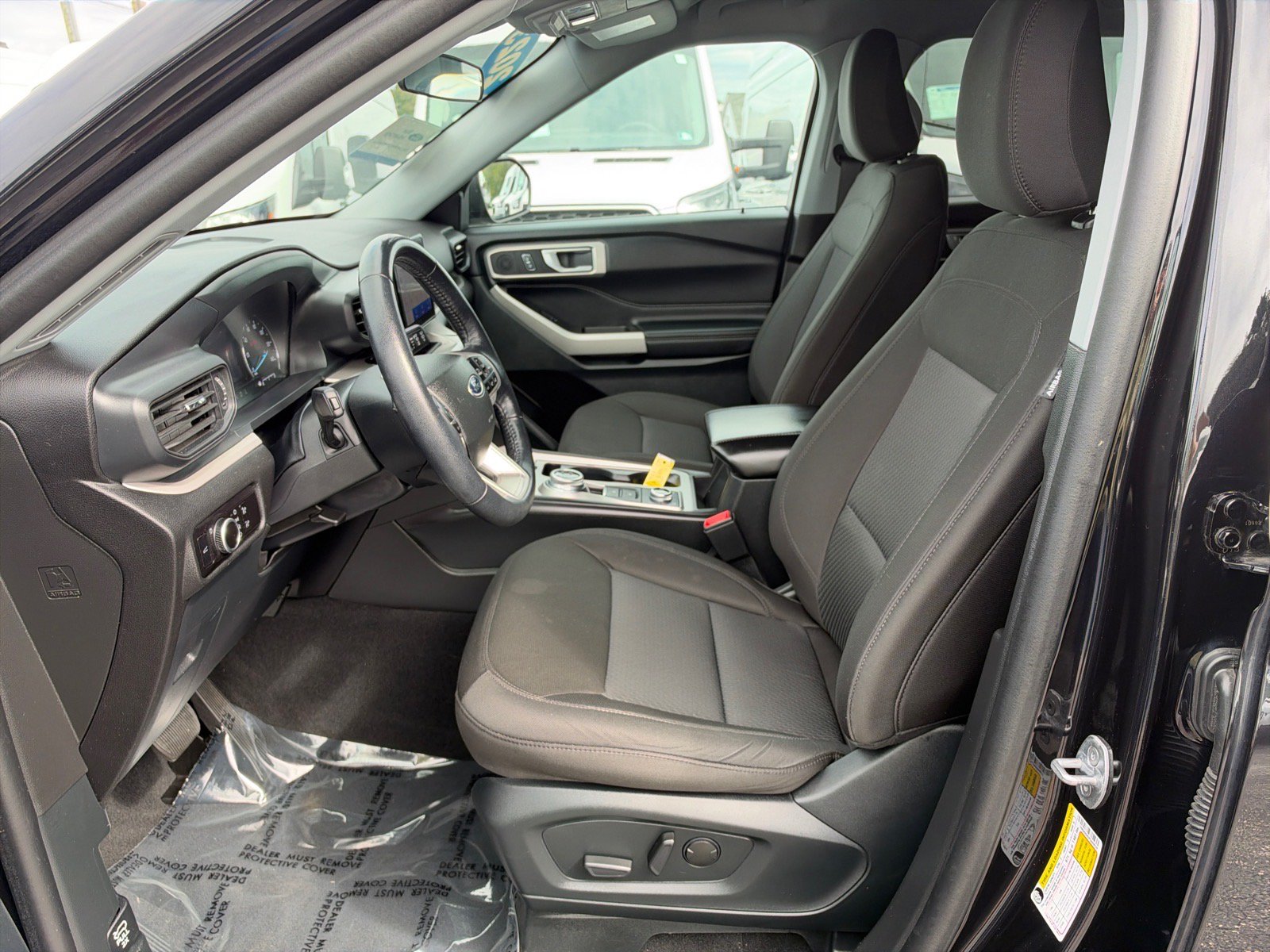 Certified 2023 Ford Explorer XLT AWD/4WD image 7