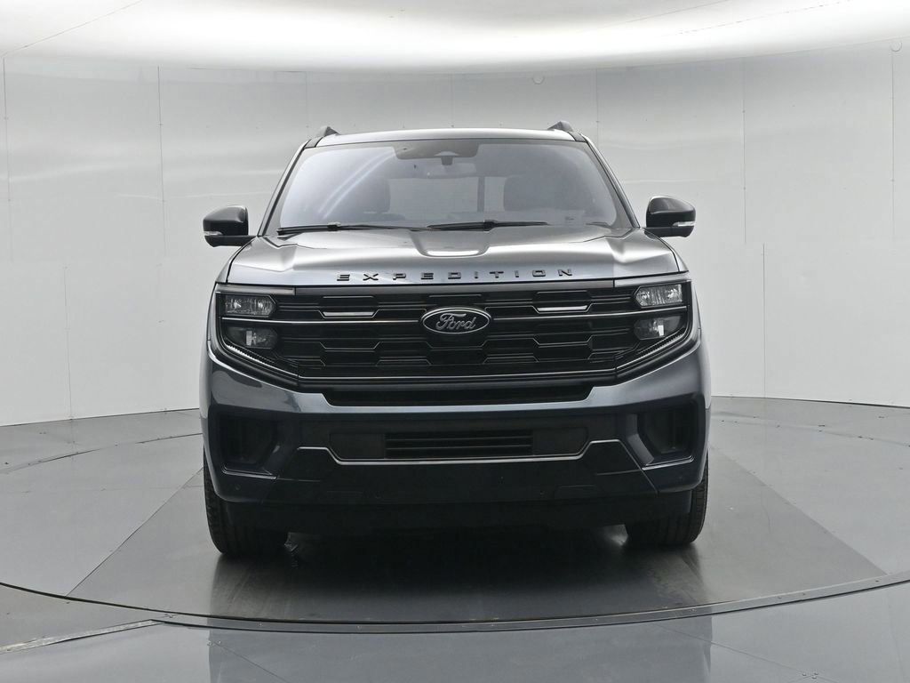 Certified 2025 Ford Expedition Platinum w/ Stealth Appearance Package image 28