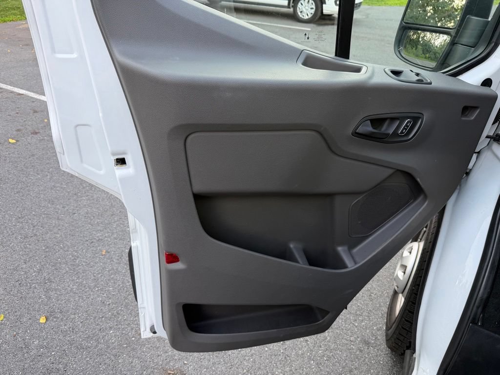 Certified 2025 Ford Transit 350 XLT AWD/4WD image 13
