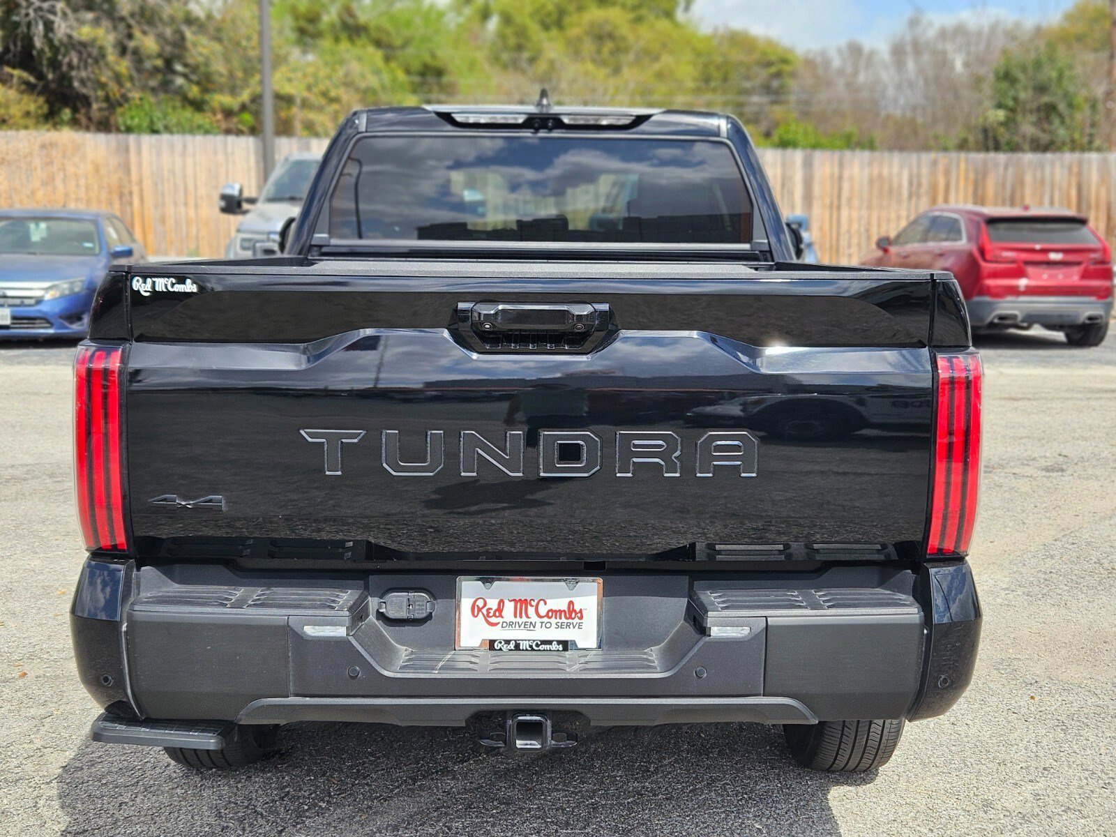 Used 2024 Toyota Tundra Limited AWD/4WD image 4