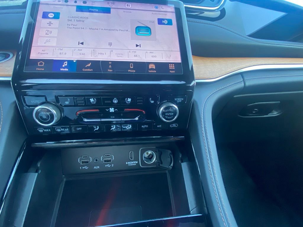 Used 2023 Jeep Grand Cherokee L Summit image 17