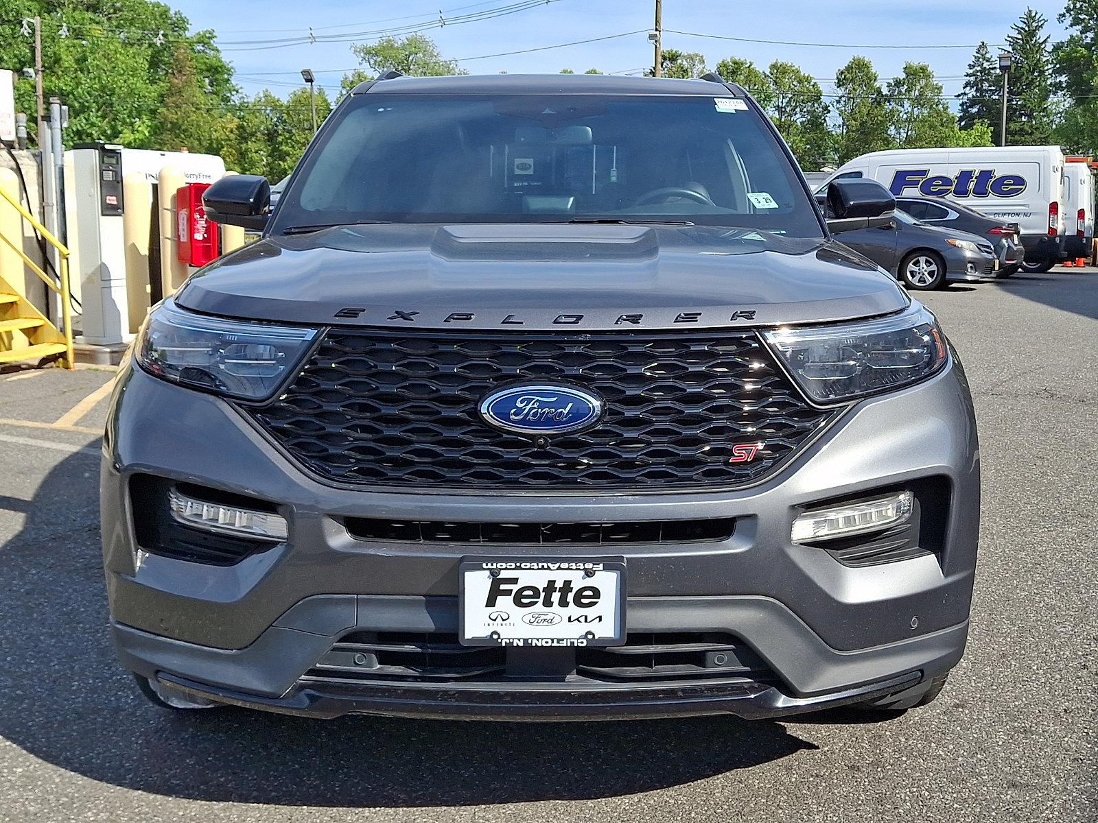 Certified 2024 Ford Explorer ST w/ Equipment Group 401A AWD/4WD image 2