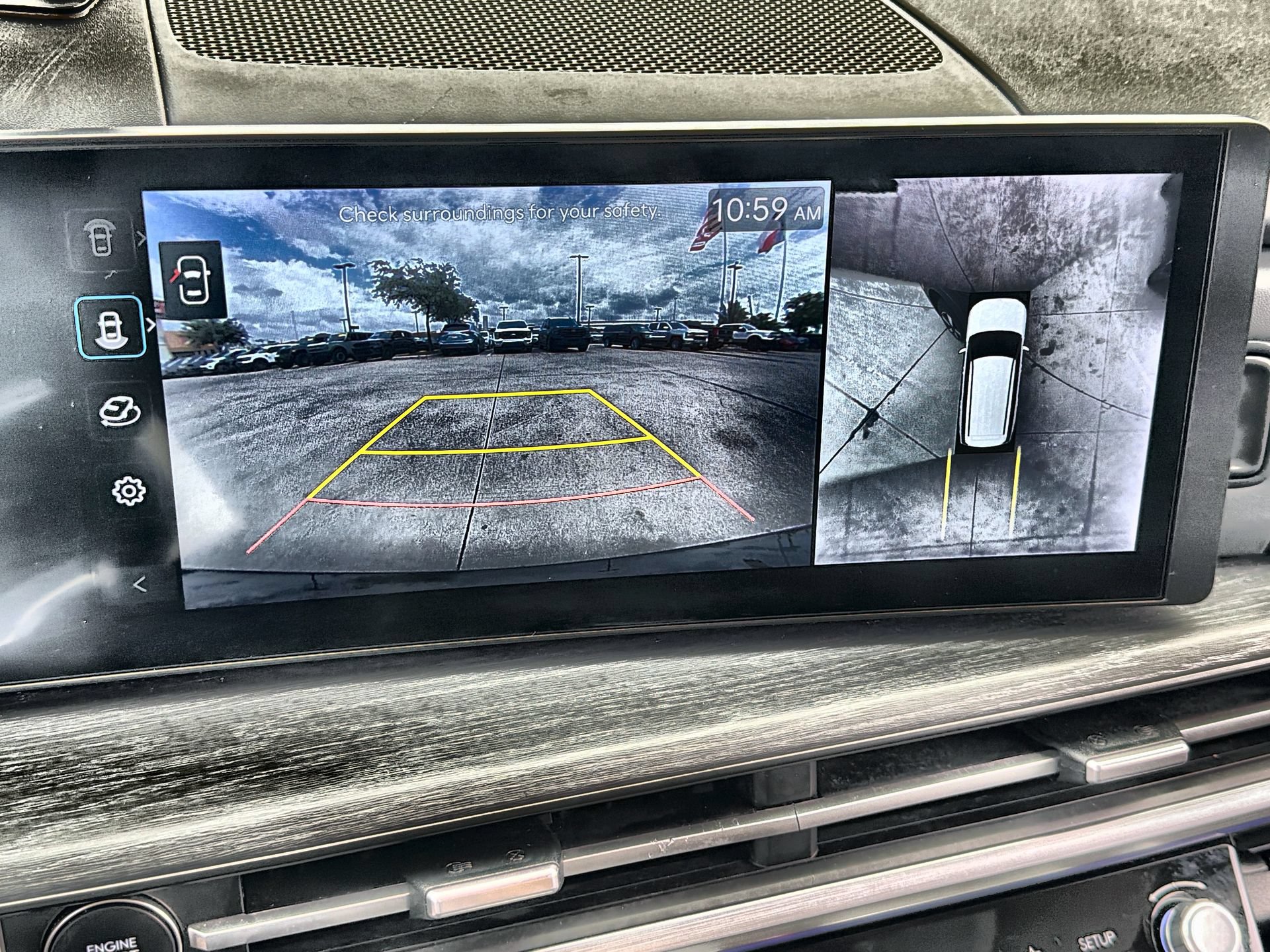 Used 2025 Hyundai Santa Fe Limited FWD image 17