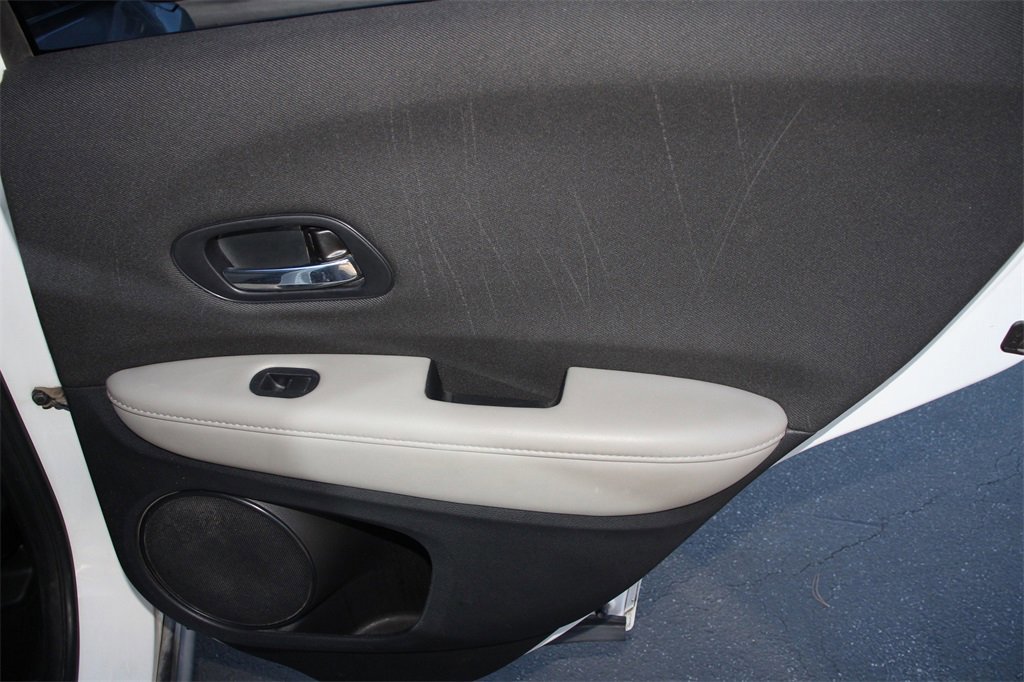 Used 2019 Honda HR-V LX image 26