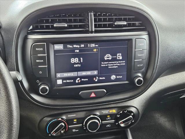 Used 2023 Kia Soul LX w/ LX Technology Package FWD image 12