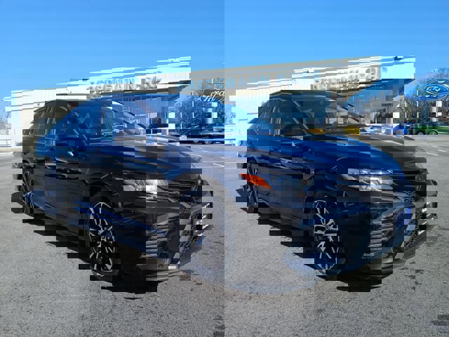 Used 2019 Toyota Camry SE image 7