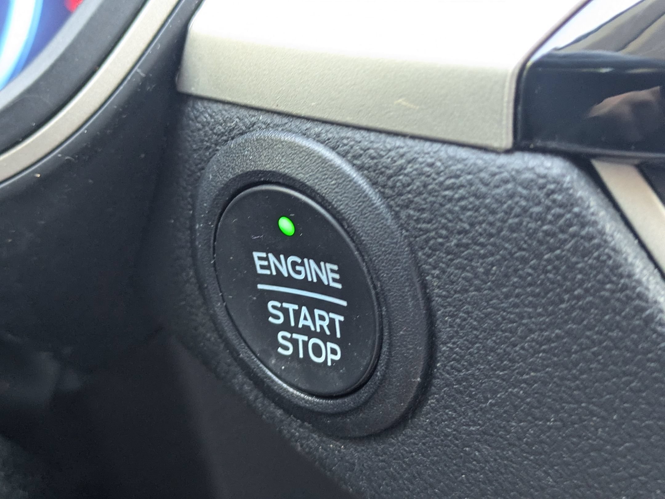 Certified 2022 Ford Escape SEL w/ Technology Package FWD image 25