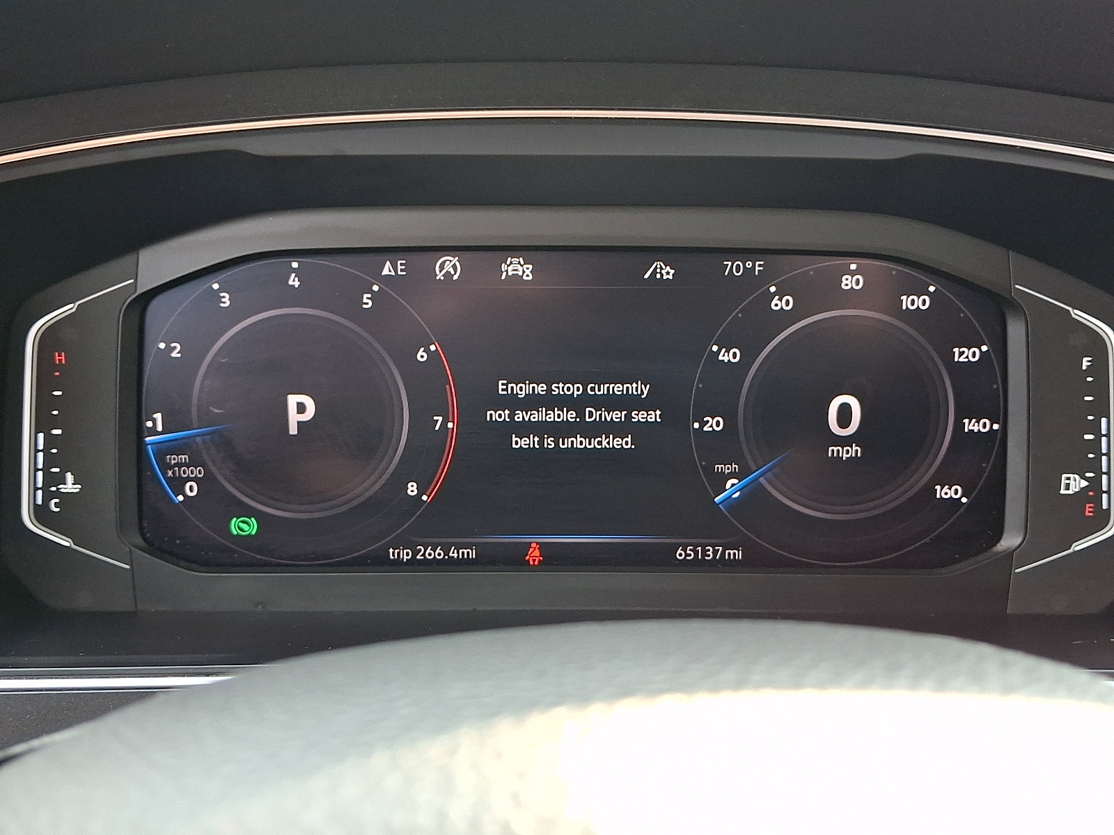 Used 2020 Volkswagen Tiguan SEL AWD/4WD image 25