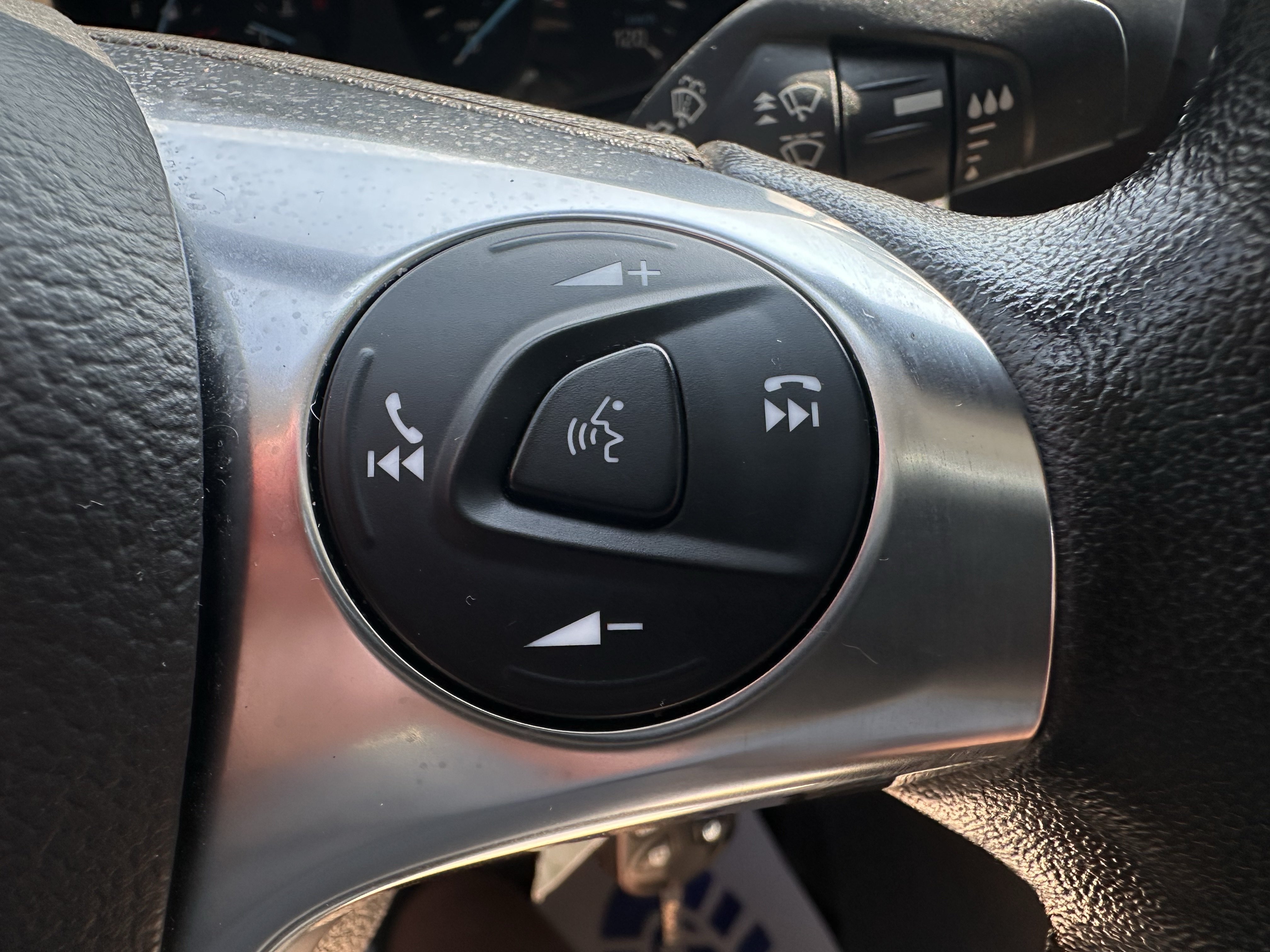 Certified 2019 Ford Transit 350 XLT RWD image 20