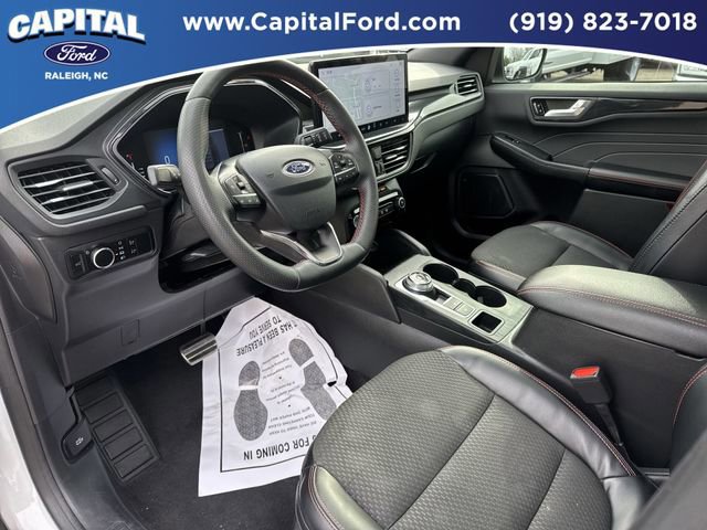 Certified 2023 Ford Escape ST-Line w/ Tech Pack #1 image 18