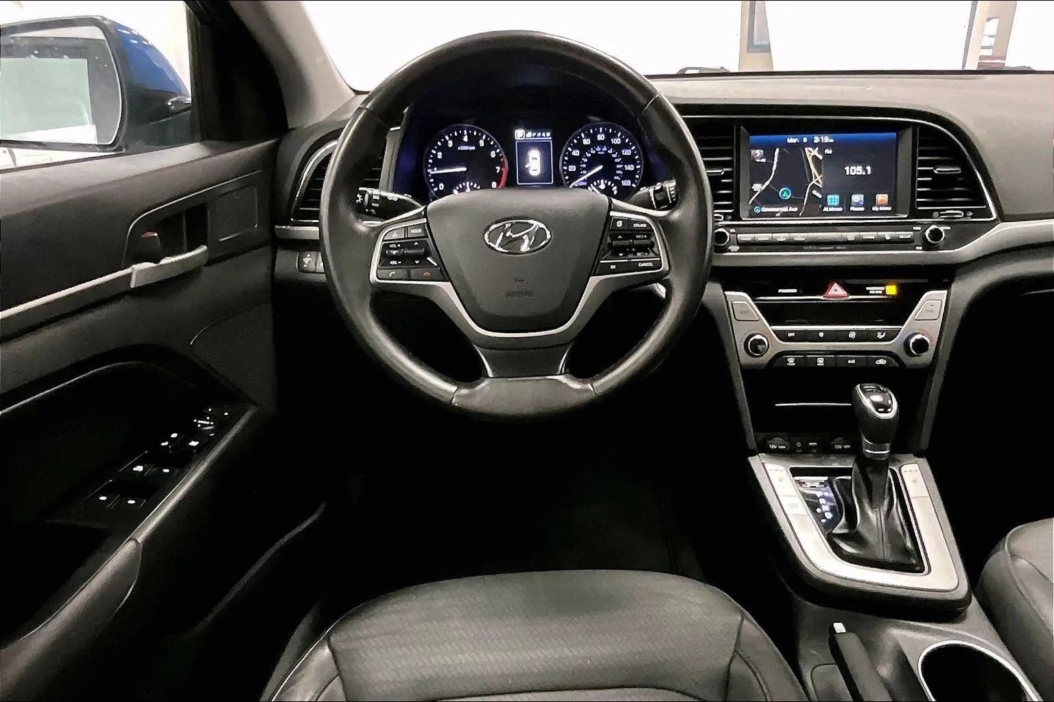 Used 2017 Hyundai Elantra Limited w/ Limited Tech Package 04 image 5