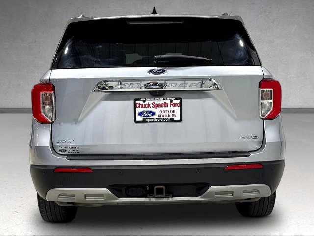 Certified 2021 Ford Explorer XLT w/ Equipment Group 202A AWD/4WD image 8