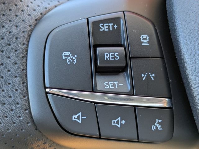 Certified 2026 Ford Escape ST-Line w/ Tech Pack #1 FWD image 23