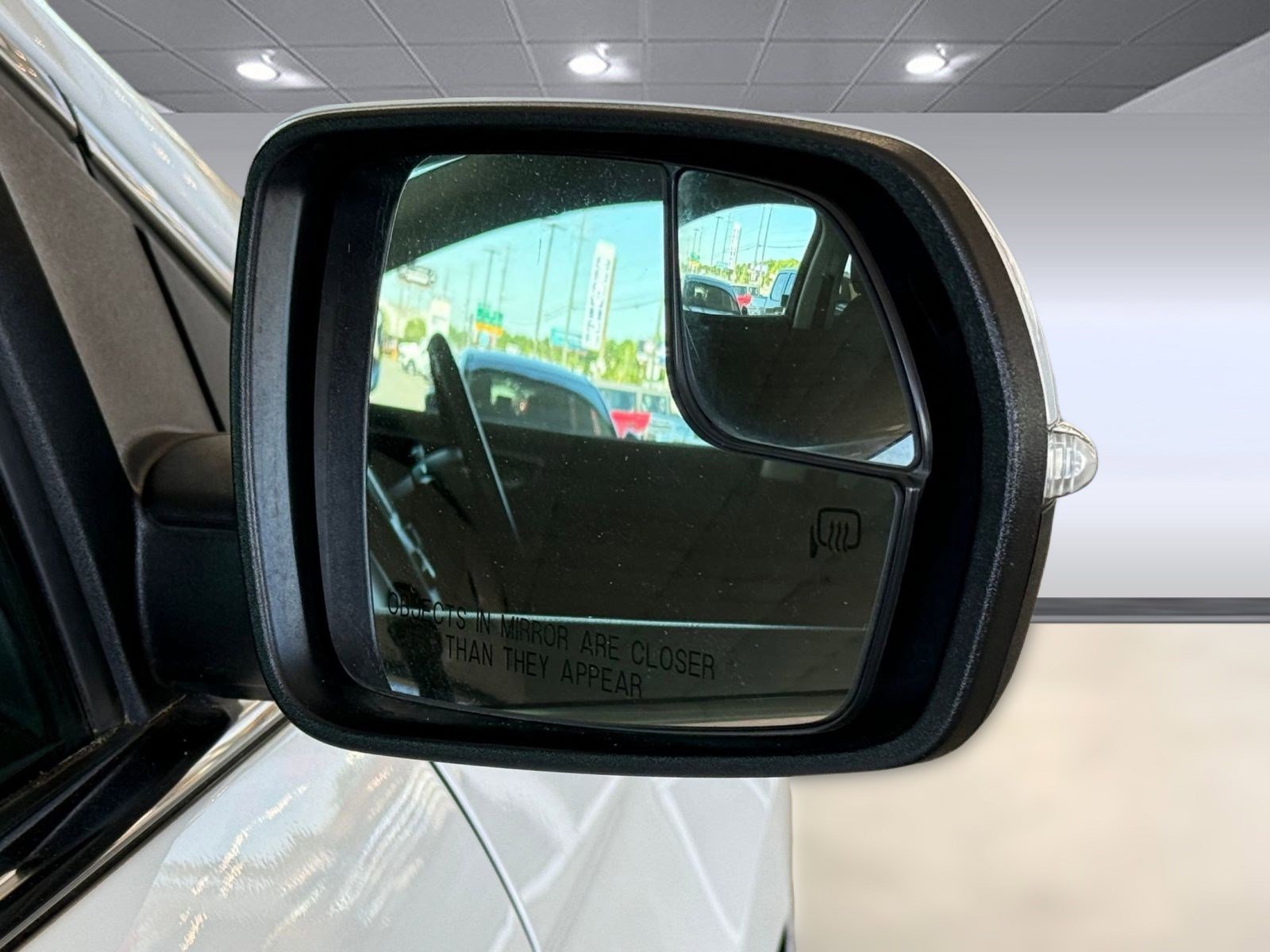 Certified 2017 Ford Edge SEL FWD image 32