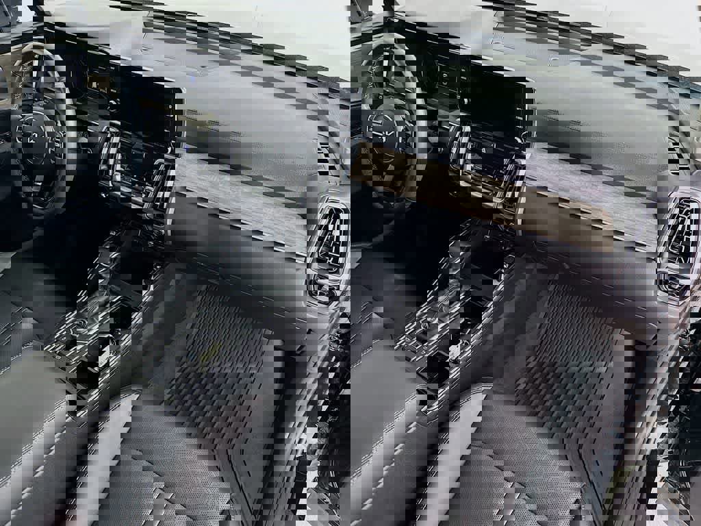 Used 2023 Kia Sorento EX w/ Panoramic Sunroof Package image 35