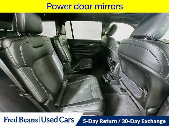 Used 2024 Jeep Grand Cherokee L Laredo AWD/4WD image 33