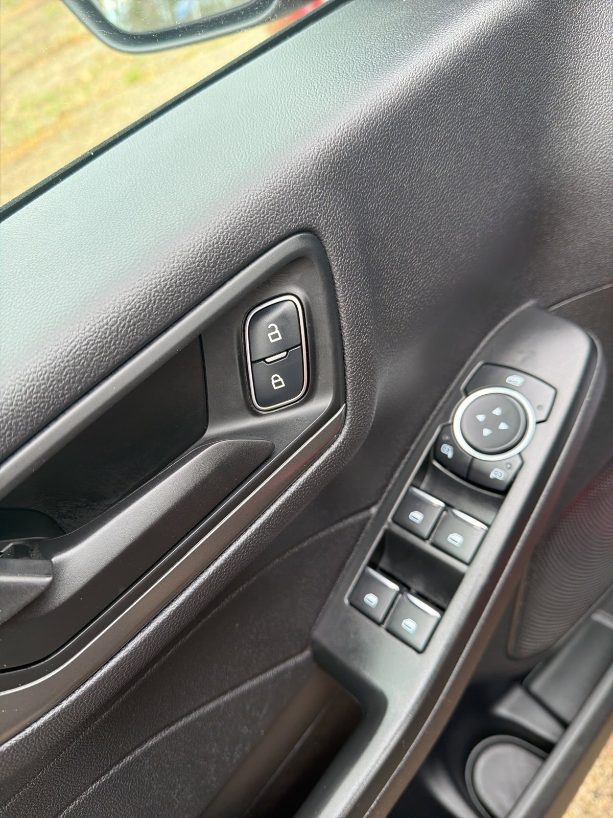 Certified 2025 Ford Escape Active w/ Cold Weather Package image 15