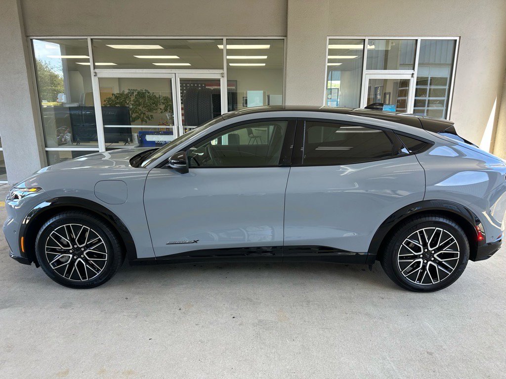 Certified 2024 Ford Mustang Mach-E Premium image 4