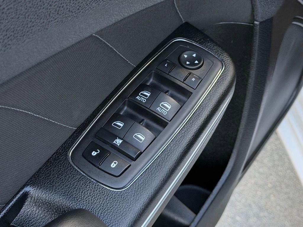 Used 2023 Dodge Charger SXT w/ Cold Weather Package image 14