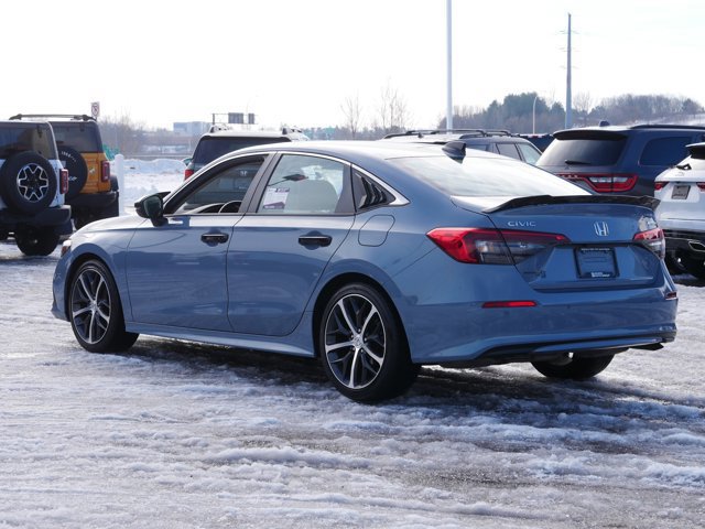 Used 2023 Honda Civic Touring image 3