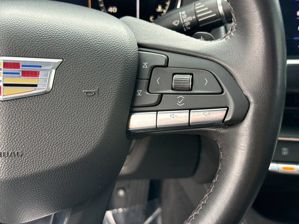 Used 2022 Cadillac CT5 Luxury RWD image 16