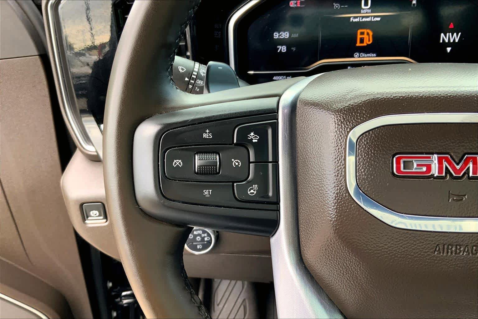 Used 2024 GMC Sierra 1500 SLT AWD/4WD image 21