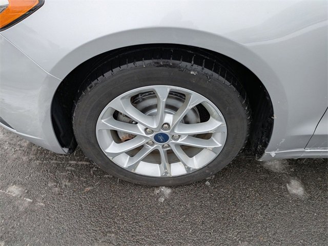 Certified 2019 Ford Fusion SE image 24