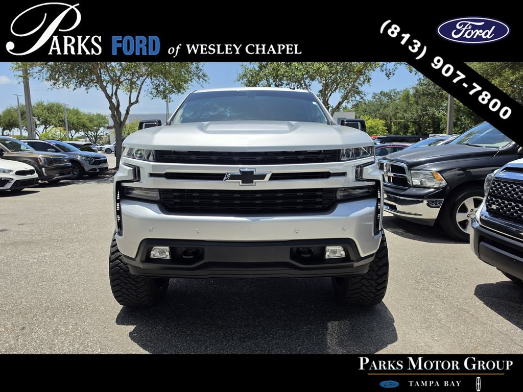 Used 2019 Chevrolet Silverado 1500 RST AWD/4WD image 3