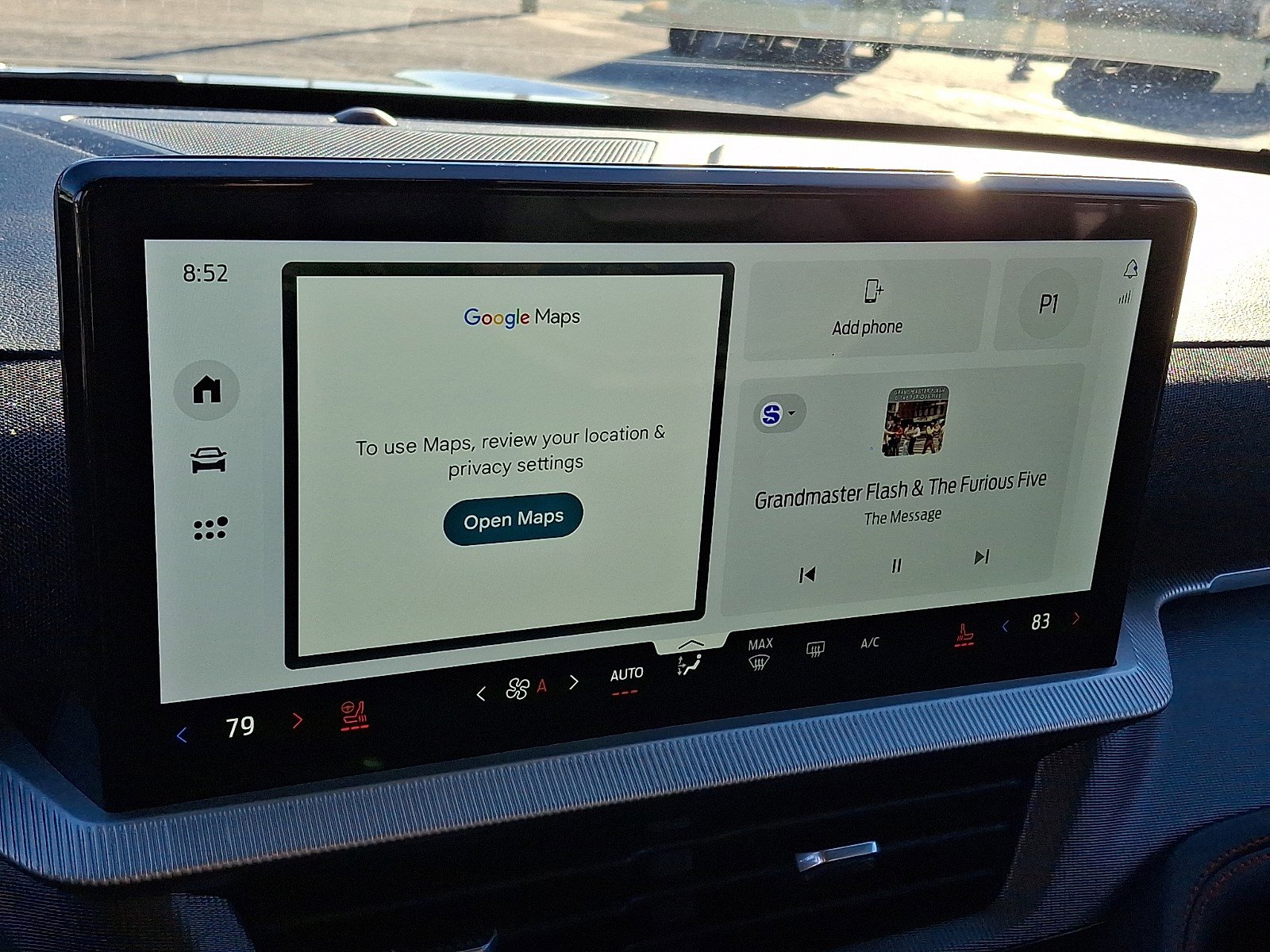 Certified 2025 Ford Explorer ST-Line w/ ST-Line Street Pack image 15