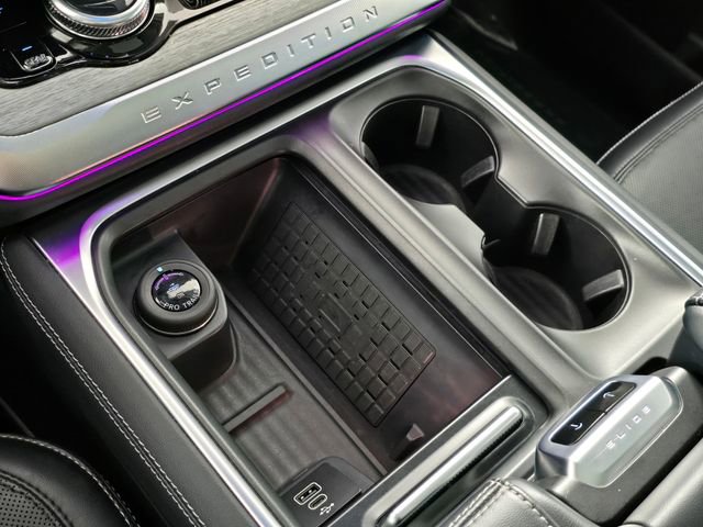 Certified 2025 Ford Expedition Max Platinum AWD/4WD image 33