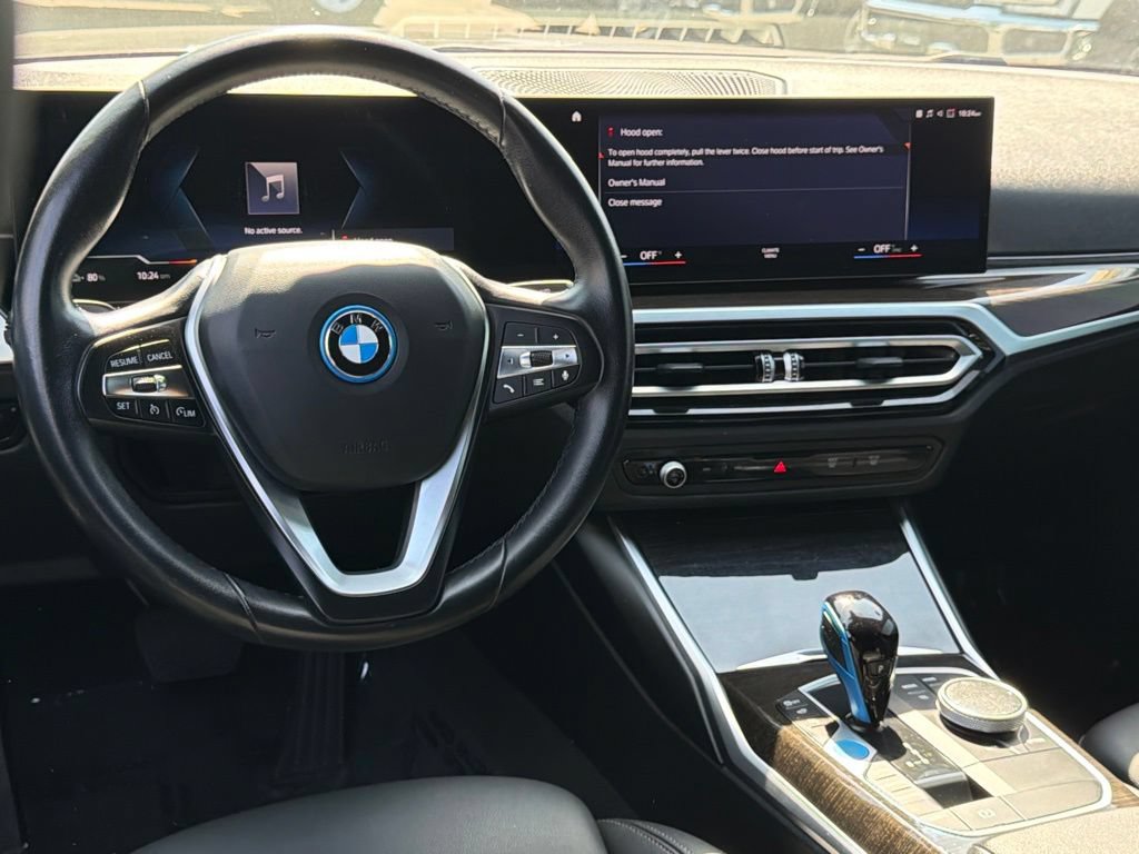 Used 2023 BMW i4 eDrive35 w/ Parking Assistance Package RWD image 33