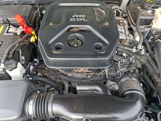 Used 2022 Jeep Wrangler Unlimited Sahara w/ Cold Weather Group image 28