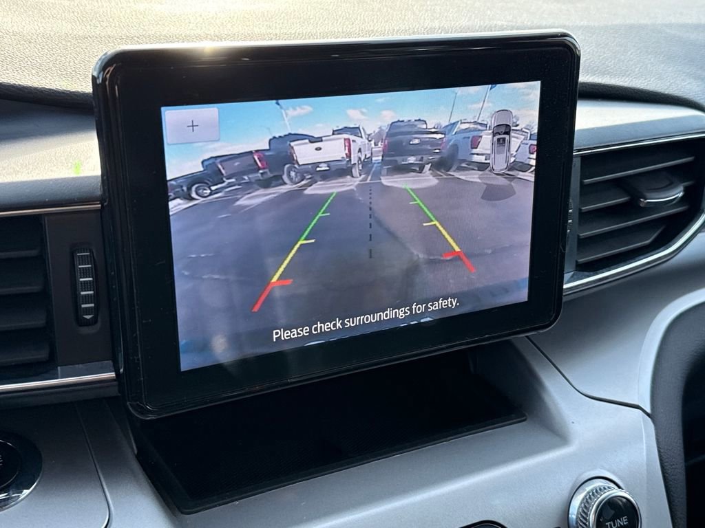 Certified 2022 Ford Explorer XLT w/ Equipment Group 202A image 22