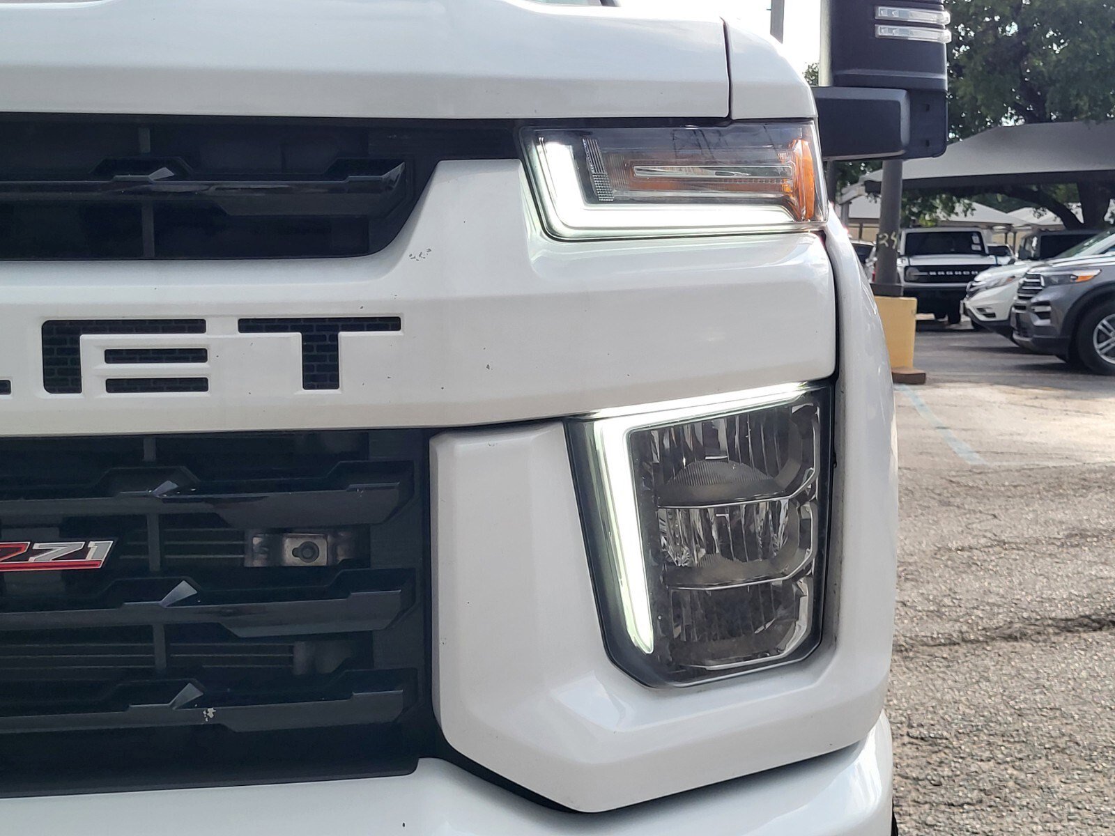 Used 2022 Chevrolet Silverado 2500 LTZ w/ LTZ Plus Package AWD/4WD image 11