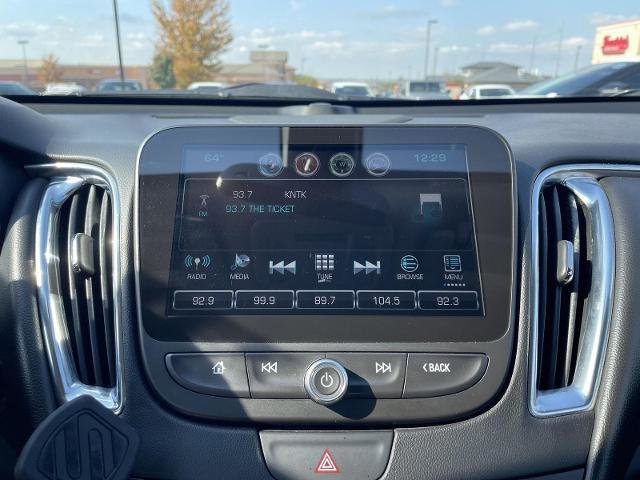 Used 2018 Chevrolet Malibu LT w/ Leather Package image 25