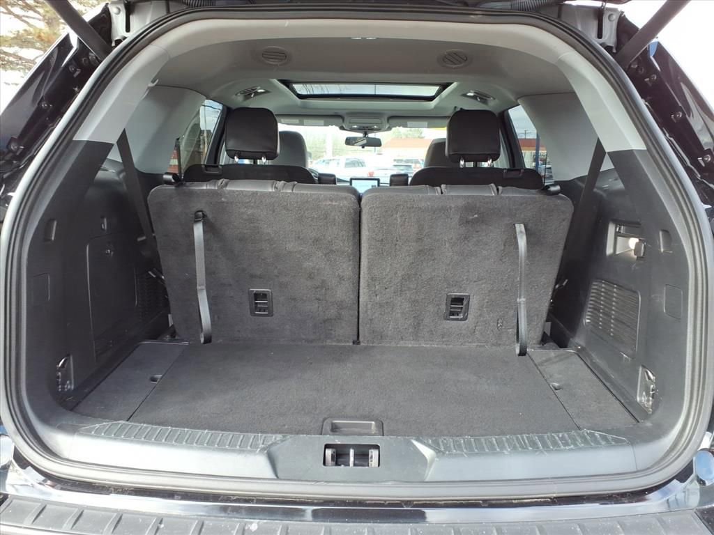 Certified 2023 Ford Explorer XLT w/ Equipment Group 202A image 10