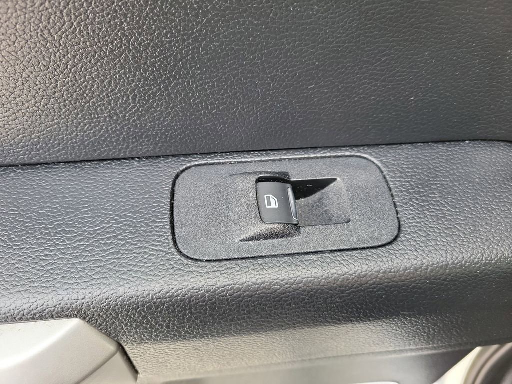 Certified 2019 Ford F250 Lariat w/ Chrome Package image 14