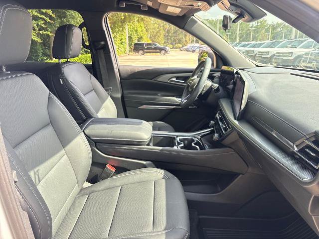 Used 2026 Chevrolet Traverse LT w/ Midnight/Sport Edition FWD image 29