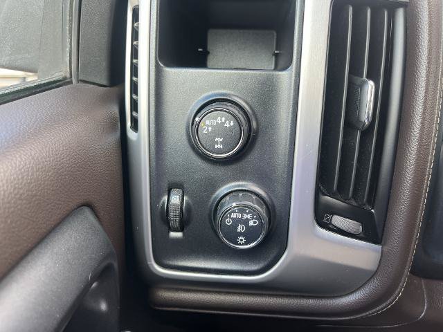 Used 2018 GMC Sierra 1500 SLE w/ SLE Value Package AWD/4WD image 18