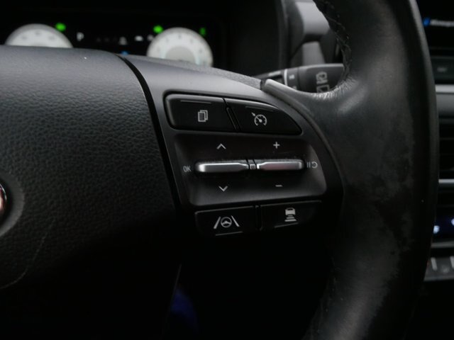 Used 2023 Hyundai Kona Limited AWD/4WD image 21