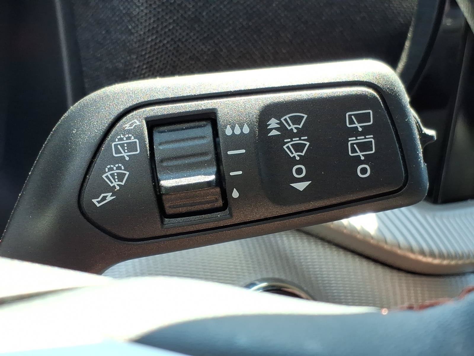 Certified 2025 Ford Explorer Active w/ Active Comfort Package AWD/4WD image 28